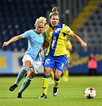 04.10.2017, Frauenfu�ball, Womans Champions League, NV Arena, SKN St. Poelten, Manchester City<br>CHRISTIANSEN Isobel, PROHASKA Nadine<br><br>Copyright / www. sportfotos. at<br>Missongasse 21<br>A - 3500 Krems<br>zierlinger@sportfotos.at<br>www.sportfotos.at<br>Kremser Bank <br>BIC SPKDAT21XXX<br>IBAN AT392022800704000918<br>