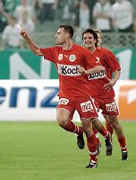 20.08.2005<br>Rapid - Mattersburg/1:2 (0:0)<br>NAUMOSKI Ilco und KULOVITS Enrico nach dem Tor zum 1:1<br>70. Minute