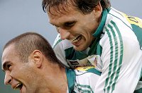 06.08.2005<br>Rapid - Austria/3:1 (1:1)<br>HLINKA Peter und KINCL Marek nach dem Ausgleich<br>31. Minute