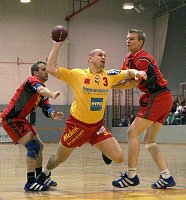 25.09.2004<br>Krems - G�nserndorf<br>FARAR Roman (Krems)<br>EIBENSTEINER Christian, HABERFELLNER Michael (G�nserndorf)