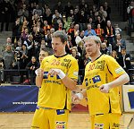 27.11.2010<br>UHK Krems - ASD Albatro/36:20 (19:10)<br>VIZVARY Kristof, LINT Werner - bejubeln die Wahl von DEIFL Florian zum Man of the Match