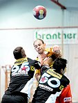 26.10.2012, Krems, Handball, Handball Liga Austria, HLA, GD, UHK Krems - Fivers WAT Margareten,<br>KIRVELIAVICIUS Romas, MITKOV Vlatko, ABADIR Martin<br><br>Copyright DIENER / Zierlinger Karl<br>Marktgasse 3-7 / 4 / 5 / 21<br>A-1090 Wien<br>Telefax +43 1 955 32 35<br>Mobil +43 676 629 98 51<br>BA-CA<br>Bank Nr. 12000<br>Account Nr. 00712 223 783<br>e-mail: agentur@diener.at<br>Datenbank: www.diener.at