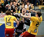 26.10.2012, Krems, Handball, Handball Liga Austria, HLA, GD, UHK Krems - Fivers WAT Margareten,<br>SCHOPF Tobias, ZIURA Vytautas, CHALUPA Georg<br><br>Copyright DIENER / Zierlinger Karl<br>Marktgasse 3-7 / 4 / 5 / 21<br>A-1090 Wien<br>Telefax +43 1 955 32 35<br>Mobil +43 676 629 98 51<br>BA-CA<br>Bank Nr. 12000<br>Account Nr. 00712 223 783<br>e-mail: agentur@diener.at<br>Datenbank: www.diener.at