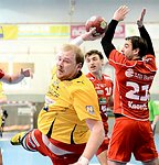 27.12.2012, Krems, Handball, Handball Liga Austria, HLA, GD, UHK Krems, HC Hard,<br>LINT Werner, WUESTNER Frederic, KNAUTH Michael<br><br><br>Copyright DIENER / Zierlinger Karl<br>Marktgasse 3-7 / 4 / 5 / 21<br>A-1090 Wien<br>Telefax +43 1 955 32 35<br>Mobil +43 676 629 98 51<br>BA-CA<br>Bank Nr. 12000<br>Account Nr. 00712 223 783<br>e-mail: agentur@diener.at<br>Datenbank: www.diener.at
