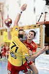 27.12.2012, Krems, Handball, Handball Liga Austria, HLA, GD, UHK Krems, HC Hard,<br>MITKOV Vlatko, RASCHLE Luca<br><br><br>Copyright DIENER / Zierlinger Karl<br>Marktgasse 3-7 / 4 / 5 / 21<br>A-1090 Wien<br>Telefax +43 1 955 32 35<br>Mobil +43 676 629 98 51<br>BA-CA<br>Bank Nr. 12000<br>Account Nr. 00712 223 783<br>e-mail: agentur@diener.at<br>Datenbank: www.diener.at