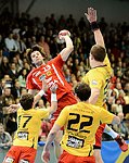 27.12.2012, Krems, Handball, Handball Liga Austria, HLA, GD, UHK Krems, HC Hard,<br>SCHOPF Tobias, TANASKOVIC Marko, CHALUPA Georg, VIZVARY Kristof<br><br><br>Copyright DIENER / Zierlinger Karl<br>Marktgasse 3-7 / 4 / 5 / 21<br>A-1090 Wien<br>Telefax +43 1 955 32 35<br>Mobil +43 676 629 98 51<br>BA-CA<br>Bank Nr. 12000<br>Account Nr. 00712 223 783<br>e-mail: agentur@diener.at<br>Datenbank: www.diener.at
