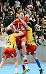 27.12.2012, Krems, Handball, Handball Liga Austria, HLA, GD, UHK Krems, HC Hard,<br>SCHOPF Tobias, TANASKOVIC Marko, CHALUPA Georg<br><br><br><br>Copyright DIENER / Zierlinger Karl<br>Marktgasse 3-7 / 4 / 5 / 21<br>A-1090 Wien<br>Telefax +43 1 955 32 35<br>Mobil +43 676 629 98 51<br>BA-CA<br>Bank Nr. 12000<br>Account Nr. 00712 223 783<br>e-mail: agentur@diener.at<br>Datenbank: www.diener.at