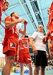 27.12.2012, Krems, Handball, Handball Liga Austria, HLA, GD, UHK Krems, HC Hard,<br>Timeout Hard<br><br><br>Copyright DIENER / Zierlinger Karl<br>Marktgasse 3-7 / 4 / 5 / 21<br>A-1090 Wien<br>Telefax +43 1 955 32 35<br>Mobil +43 676 629 98 51<br>BA-CA<br>Bank Nr. 12000<br>Account Nr. 00712 223 783<br>e-mail: agentur@diener.at<br>Datenbank: www.diener.at