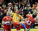27.12.2012, Krems, Handball, Handball Liga Austria, HLA, GD, UHK Krems, HC Hard,<br>TANASCOVIC Marko, CHALUPA Georg, KNAUTH Michael<br><br><br>Copyright DIENER / Zierlinger Karl<br>Marktgasse 3-7 / 4 / 5 / 21<br>A-1090 Wien<br>Telefax +43 1 955 32 35<br>Mobil +43 676 629 98 51<br>BA-CA<br>Bank Nr. 12000<br>Account Nr. 00712 223 783<br>e-mail: agentur@diener.at<br>Datenbank: www.diener.at