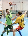 08.12.2012, Krems, Handball, Handball Liga Austria, <br>HLA, GD, UHK Krems, SG Westwien,<br>PAVLOVICS Janis, CHALUPA Georg<br><br><br>Copyright DIENER / Zierlinger Karl<br>Marktgasse 3-7 / 4 / 5 / 21<br>A-1090 Wien<br>Telefax +43 1 955 32 35<br>Mobil +43 676 629 98 51<br>BA-CA<br>Bank Nr. 12000<br>Account Nr. 00712 223 783<br>e-mail: agentur@diener.at<br>Datenbank: www.diener.at