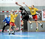 13.10.2012, Krems, Handball, Handball Liga Austria, HLA, GD, UHK Krems, ULZ Schwaz, <br>SHEJBAL Mihal, BELAS Ivica, HOFLEHNER Julius, VIZVARY Kristof<br><br><br>Copyright DIENER / Zierlinger Karl<br>Marktgasse 3-7 / 4 / 5 / 21<br>A-1090 Wien<br>Telefax +43 1 955 32 35<br>Mobil +43 676 629 98 51<br>BA-CA<br>Bank Nr. 12000<br>Account Nr. 00712 223 783<br>e-mail: agentur@diener.at<br>Datenbank: www.diener.at