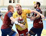 10.11.2012, Krems, Handball, Handball Liga Austria, HLA, GD, UHK Krems, Union Leoben<br>MARETIC Mario, LINT Werner, QUERIN Leonardo<br><br><br>Copyright DIENER / Zierlinger Karl<br>Marktgasse 3-7 / 4 / 5 / 21<br>A-1090 Wien<br>Telefax +43 1 955 32 35<br>Mobil +43 676 629 98 51<br>BA-CA<br>Bank Nr. 12000<br>Account Nr. 00712 223 783<br>e-mail: agentur@diener.at<br>Datenbank: www.diener.at