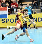 10.11.2012, Krems, Handball, Handball Liga Austria, HLA, GD, UHK Krems, Union Leoben<br>WULZ Thomas Paul, SCHOPF Tobias<br><br><br>Copyright DIENER / Zierlinger Karl<br>Marktgasse 3-7 / 4 / 5 / 21<br>A-1090 Wien<br>Telefax +43 1 955 32 35<br>Mobil +43 676 629 98 51<br>BA-CA<br>Bank Nr. 12000<br>Account Nr. 00712 223 783<br>e-mail: agentur@diener.at<br>Datenbank: www.diener.at