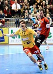 10.11.2012, Krems, Handball, Handball Liga Austria, HLA, GD, UHK Krems, Union Leoben<br>SCHOPF Tobias, MARINOVIC Luka<br><br><br>Copyright DIENER / Zierlinger Karl<br>Marktgasse 3-7 / 4 / 5 / 21<br>A-1090 Wien<br>Telefax +43 1 955 32 35<br>Mobil +43 676 629 98 51<br>BA-CA<br>Bank Nr. 12000<br>Account Nr. 00712 223 783<br>e-mail: agentur@diener.at<br>Datenbank: www.diener.at