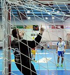 14.12.2013, Krems, Handball, Handball Liga Austria, HLA, GD, UHK Krems, HC Hard,<br>SHEJBAL Mihal, FRIEDE Bernd<br><br><br>Copyright DIENER / Zierlinger Karl<br>Marktgasse 3-7 / 4 / 5 / 21<br>A-1090 Wien<br>Telefax +43 1 955 32 35<br>Mobil +43 676 629 98 51<br>BA-CA<br>Bank Nr. 12000<br>Account Nr. 00712 223 783<br>e-mail: agentur@diener.at<br>Datenbank: www.diener.at