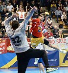 14.12.2013, Krems, Handball, Handball Liga Austria, HLA, GD, UHK Krems, HC Hard,<br>DOKNIC Golub, SVOBODA Christoph<br><br><br>Copyright DIENER / Zierlinger Karl<br>Marktgasse 3-7 / 4 / 5 / 21<br>A-1090 Wien<br>Telefax +43 1 955 32 35<br>Mobil +43 676 629 98 51<br>BA-CA<br>Bank Nr. 12000<br>Account Nr. 00712 223 783<br>e-mail: agentur@diener.at<br>Datenbank: www.diener.at