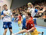 14.12.2013, Krems, Handball, Handball Liga Austria, HLA, GD, UHK Krems, HC Hard,<br>KOZIMA Kresimir, WALZER Guenther, ZEINER Gerald<br><br><br>Copyright DIENER / Zierlinger Karl<br>Marktgasse 3-7 / 4 / 5 / 21<br>A-1090 Wien<br>Telefax +43 1 955 32 35<br>Mobil +43 676 629 98 51<br>BA-CA<br>Bank Nr. 12000<br>Account Nr. 00712 223 783<br>e-mail: agentur@diener.at<br>Datenbank: www.diener.at