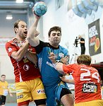 12.10.2013, Krems, Handball, Handball Liga Austria, HLA, GD, UHK Krems - HC Linz,<br>MITKOV Vlatko, HOFLEHNER Julius, VISY Norbert<br><br><br>Copyright DIENER / Zierlinger Karl<br>Marktgasse 3-7 / 4 / 5 / 21<br>A-1090 Wien<br>Telefax +43 1 955 32 35<br>Mobil +43 676 629 98 51<br>BA-CA<br>Bank Nr. 12000<br>Account Nr. 00712 223 783<br>e-mail: agentur@diener.at<br>Datenbank: www.diener.at
