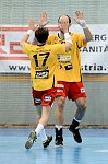07.09.2013, Krems, Handball, Handball Liga Austria, HLA, GD, UHK Krems - HSG  Baernbach / Koeflach,<br>SCHOPF Tobias, MITKOV Vlatko<br><br><br><br>Copyright DIENER / Zierlinger Karl<br>Marktgasse 3-7 / 4 / 5 / 21<br>A-1090 Wien<br>Telefax +43 1 955 32 35<br>Mobil +43 676 629 98 51<br>BA-CA<br>Bank Nr. 12000<br>Account Nr. 00712 223 783<br>e-mail: agentur@diener.at<br>Datenbank: www.diener.at