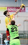 30.11.2013, Krems, Handball, Handball Liga Austria, HLA, GD, UHK Krems, SG Westwien,<br>SVOBODA Christoph, IVANOVIC Milan<br><br><br><br>Copyright DIENER / Zierlinger Karl<br>Marktgasse 3-7 / 4 / 5 / 21<br>A-1090 Wien<br>Telefax +43 1 955 32 35<br>Mobil +43 676 629 98 51<br>BA-CA<br>Bank Nr. 12000<br>Account Nr. 00712 223 783<br>e-mail: agentur@diener.at<br>Datenbank: www.diener.at