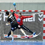 04.03.2015, Krems, Handball, OEHB Cup / M, Viertelfinale,  UHK Krems, Bregenz<br>GAVRANOVIC Filip, SHEJBAL Mihal<br><br>Copyright DIENER / Zierlinger Karl<br>Marktgasse 3-7 / 4 / 5 / 21<br>A-1090 Wien<br>Telefax +43 1 955 32 35<br>Mobil +43 676 629 98 51<br>BA-CA<br>Bank Nr. 12000<br>Account Nr. 00712 223 783<br>e-mail: agentur@diener.at<br>Datenbank: www.diener.at