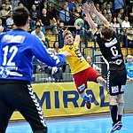 11.04.2015, Krems, Handball, Handball Liga Austria, HLA, OPO, UHK Krems, Bregenz,<br>SUPPANSCHITZ Juergen, VISY Norbert, FRUEHSTUECK Lukas<br><br><br><br>Copyright DIENER / Zierlinger Karl<br>Marktgasse 3-7 / 4 / 5 / 21<br>A-1090 Wien<br>Telefax +43 1 955 32 35<br>Mobil +43 676 629 98 51<br>BA-CA<br>Bank Nr. 12000<br>Account Nr. 00712 223 783<br>e-mail: agentur@diener.at<br>Datenbank: www.diener.at