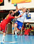 07.03.2015, Krems, Handball, Handball Liga Austria, HLA, OPO, UHK Krems, HC Hard,<br>VIZVARY Kristof, SCHLINGER Roland<br><br>Copyright DIENER / Zierlinger Karl<br>Marktgasse 3-7 / 4 / 5 / 21<br>A-1090 Wien<br>Telefax +43 1 955 32 35<br>Mobil +43 676 629 98 51<br>BA-CA<br>Bank Nr. 12000<br>Account Nr. 00712 223 783<br>e-mail: agentur@diener.at<br>Datenbank: www.diener.at