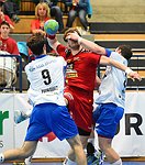 07.03.2015, Krems, Handball, Handball Liga Austria, HLA, OPO, UHK Krems, HC Hard,<br>ZIVKOVIC Boris, FEICHTINGER Sebastian, KNAUTH Michael<br><br>Copyright DIENER / Zierlinger Karl<br>Marktgasse 3-7 / 4 / 5 / 21<br>A-1090 Wien<br>Telefax +43 1 955 32 35<br>Mobil +43 676 629 98 51<br>BA-CA<br>Bank Nr. 12000<br>Account Nr. 00712 223 783<br>e-mail: agentur@diener.at<br>Datenbank: www.diener.at
