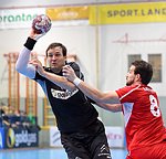 08.01.2015, Krems, Handball, Laenderspiel, Nationalteam, Testspiel, Oesterreich, Schweiz<br>SZILAGYI Victor, BAVIERA Fabio<br><br><br>Copyright DIENER / Zierlinger<br>Marktgasse 3-7 / 4 / 5 / 21<br>A-1090 Wien<br>Telefax +43 1 955 32 35<br>Mobil +43 676 629 98 51<br>BA-CA<br>Bank Nr. 12000<br>Account Nr. 00712 223 783<br>e-mail: agentur@diener.at<br>Datenbank: www.diener.at