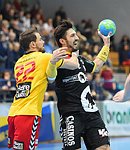 06.12. 2014, Krems, Handball, Handball Liga Austria, HLA, GD, UHK Krems, Bregenz,<br>CHALUPA Georg, MAYER Lucas<br><br><br><br>Copyright DIENER / Zierlinger Karl<br>Marktgasse 3-7 / 4 / 5 / 21<br>A-1090 Wien<br>Telefax +43 1 955 32 35<br>Mobil +43 676 629 98 51<br>BA-CA<br>Bank Nr. 12000<br>Account Nr. 00712 223 783<br>e-mail: agentur@diener.at<br>Datenbank: www.diener.at