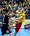06.12. 2014, Krems, Handball, Handball Liga Austria, HLA, GD, UHK Krems, Bregenz,<br>GAVRANOVIC Filip, BABARSKAS Gerdas<br><br><br><br>Copyright DIENER / Zierlinger Karl<br>Marktgasse 3-7 / 4 / 5 / 21<br>A-1090 Wien<br>Telefax +43 1 955 32 35<br>Mobil +43 676 629 98 51<br>BA-CA<br>Bank Nr. 12000<br>Account Nr. 00712 223 783<br>e-mail: agentur@diener.at<br>Datenbank: www.diener.at