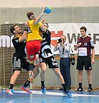 06.12. 2014, Krems, Handball, Handball Liga Austria, HLA, GD, UHK Krems, Bregenz,<br>BAMMER Dominik, CHALUPA Georg, WARVNE Tobias<br><br><br><br>Copyright DIENER / Zierlinger Karl<br>Marktgasse 3-7 / 4 / 5 / 21<br>A-1090 Wien<br>Telefax +43 1 955 32 35<br>Mobil +43 676 629 98 51<br>BA-CA<br>Bank Nr. 12000<br>Account Nr. 00712 223 783<br>e-mail: agentur@diener.at<br>Datenbank: www.diener.at