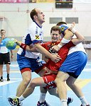 13.09.2014, Krems, Handball, Handball Liga Austria, HLA, GD, UHK Krems, HC Hard,<br>SCHLINGER Roland, WALTER Guenther, KOZIMA Kresimir<br><br><br>Copyright / www. sportfotos. at<br>Missongasse 21<br>A - 3500 Krems<br>zierlinger@sportfotos.at<br>www.sportfotos.at<br>Kremser Bank <br>BIC SPKDAT21XXX<br>IBAN AT392022800704000918<br>