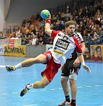 26.11.2014, Krems, Handball, Handball Liga Austria, HLA, GD, UHK Krems, ULZ Schwaz,<br>WALZER Guenther<br><br><br><br>Copyright DIENER / Zierlinger Karl<br>Marktgasse 3-7 / 4 / 5 / 21<br>A-1090 Wien<br>Telefax +43 1 955 32 35<br>Mobil +43 676 629 98 51<br>BA-CA<br>Bank Nr. 12000<br>Account Nr. 00712 223 783<br>e-mail: agentur@diener.at<br>Datenbank: www.diener.at