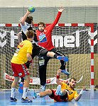 19.12. 2014, Krems, Handball, Handball Liga Austria, HLA, GD, UHK Krems, WAT Margareten,<br>NEUHOLD Christoph, WAGNER Tobias, SHEJBAL Mihal, FEICHTINGER Sebastian<br><br><br><br>Copyright DIENER / Zierlinger<br>Marktgasse 3-7 / 4 / 5 / 21<br>A-1090 Wien<br>Telefax +43 1 955 32 35<br>Mobil +43 676 629 98 51<br>BA-CA<br>Bank Nr. 12000<br>Account Nr. 00712 223 783<br>e-mail: agentur@diener.at<br>Datenbank: www.diener.at