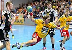 19.12. 2014, Krems, Handball, Handball Liga Austria, HLA, GD, UHK Krems, WAT Margareten,<br>BILYK Nikola, WALZER Guenther, WAGNER Tobias, CHALUPA Georg<br><br><br><br>Copyright DIENER / Zierlinger<br>Marktgasse 3-7 / 4 / 5 / 21<br>A-1090 Wien<br>Telefax +43 1 955 32 35<br>Mobil +43 676 629 98 51<br>BA-CA<br>Bank Nr. 12000<br>Account Nr. 00712 223 783<br>e-mail: agentur@diener.at<br>Datenbank: www.diener.at