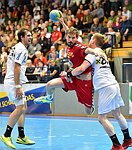 20.04.2015, Krems, Handball, Handball Liga Austria, HLA, VF, UHK Krems, WAT Margareten,<br>EITUTIS Tomas, CHALUPA Georg, BRANDFELLNER David<br><br><br><br>Copyright DIENER / Zierlinger<br>Marktgasse 3-7 / 4 / 5 / 21<br>A-1090 Wien<br>Telefax +43 1 955 32 35<br>Mobil +43 676 629 98 51<br>BA-CA<br>Bank Nr. 12000<br>Account Nr. 00712 223 783<br>e-mail: agentur@diener.at<br>Datenbank: www.diener.at