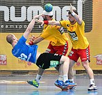 06.05.2016,  Krems,  Handball,  Handball Liga Austria,  HLA, VF,  UHK Krems,  Union Leoben,<br>TRUCHANOVICIUS Jonas, SURAC Domagoj, WALZER Guenther<br><br><br>Copyright DIENER / Zierlinger <br>Marktgasse 3-7 / 4 / 5 / 21<br>A-1090 Wien<br>Telefax +43 1 955 32 35<br>Mobil +43 676 629 98 51<br>BA-CA<br>Bank Nr. 12000<br>Account Nr. 00712 223 783<br>e-mail: agentur@diener.at<br>Datenbank: www.diener.at