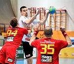 02.03.2016, Krems, Handball, OEHB-Cup, M-VF, UHK Krems - HSG Baernbach / Koeflach,<br>NEUHOLD Christoph, KULENOVIC Alen, SURAC Domagoj<br><br><br>Copyright DIENER / Zierlinger<br>Marktgasse 3-7 / 4 / 5 / 21<br>A-1090 Wien<br>Telefax +43 1 955 32 35<br>Mobil +43 676 629 98 51<br>BA-CA<br>Bank Nr. 12000<br>Account Nr. 00712 223 783<br>e-mail: agentur@diener.at<br>Datenbank: www.diener.at