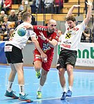 02.03.2016, Krems, Handball, OEHB-Cup, M-VF, UHK Krems - HSG Baernbach / Koeflach,<br>Kulenovic Alen, SURAC Domagoj, MORITZ Philipp<br><br><br>Copyright DIENER / Zierlinger<br>Marktgasse 3-7 / 4 / 5 / 21<br>A-1090 Wien<br>Telefax +43 1 955 32 35<br>Mobil +43 676 629 98 51<br>BA-CA<br>Bank Nr. 12000<br>Account Nr. 00712 223 783<br>e-mail: agentur@diener.at<br>Datenbank: www.diener.at