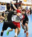 20.11.2015, Krems, Handball, Handball Liga Austria, HLA, GD, UHK Krems - HSG  Baernbach / Koeflach,<br>BELLINA Alexander, SCHOPF Tobias, HALLMANN Christian<br><br><br><br>Copyright DIENER / Zierlinger<br>Marktgasse 3-7 / 4 / 5 / 21<br>A-1090 Wien<br>Telefax +43 1 955 32 35<br>Mobil +43 676 629 98 51<br>BA-CA<br>Bank Nr. 12000<br>Account Nr. 00712 223 783<br>e-mail: agentur@diener.at<br>Datenbank: www.diener.at