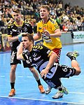 26.10.2015, Krems, Handball, Handball Liga Austria, HLA, GD, UHK Krems, Bregenz,<br>WARVNE Tobias, FRUEHSTUECK Lukas, NEUHOLD Christoph<br><br><br><br>Copyright DIENER / Zierlinger Karl<br>Marktgasse 3-7 / 4 / 5 / 21<br>A-1090 Wien<br>Telefax +43 1 955 32 35<br>Mobil +43 676 629 98 51<br>BA-CA<br>Bank Nr. 12000<br>Account Nr. 00712 223 783<br>e-mail: agentur@diener.at<br>Datenbank: www.diener.at