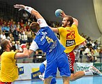 05.09.2015, Krems, Handball, Handball Liga Austria, HLA, GD, UHK Krems - HC Linz,<br>SURAC Domagoj, REISINGER Florian, FEICHTINGER Sebastian<br><br>Copyright DIENER / Zierlinger<br>Marktgasse 3-7 / 4 / 5 / 21<br>A-1090 Wien<br>Telefax +43 1 955 32 35<br>Mobil +43 676 629 98 51<br>BA-CA<br>Bank Nr. 12000<br>Account Nr. 00712 223 783<br>e-mail: agentur@diener.at<br>Datenbank: www.diener.at