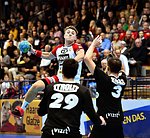 11.12.2015, Krems, Handball, Handball Liga Austria, HLA, GD, UHK Krems, HT Schwaz,<br>NEUHOLD Christoph, DJUKIC Damir, KANDOLF Thomas<br><br><br><br>Copyright DIENER / Zierlinger Karl<br>Marktgasse 3-7 / 4 / 5 / 21<br>A-1090 Wien<br>Telefax +43 1 955 32 35<br>Mobil +43 676 629 98 51<br>BA-CA<br>Bank Nr. 12000<br>Account Nr. 00712 223 783<br>e-mail: agentur@diener.at<br>Datenbank: www.diener.at