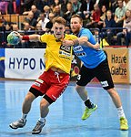 10.10.2015,  Krems,  Handball,  Handball Liga Austria,  HLA, GD,  UHK Krems,  Union Leoben,<br>NEUHOLD Christoph, KOVACECH Marek<br><br><br>Copyright DIENER / Zierlinger <br>Marktgasse 3-7 / 4 / 5 / 21<br>A-1090 Wien<br>Telefax +43 1 955 32 35<br>Mobil +43 676 629 98 51<br>BA-CA<br>Bank Nr. 12000<br>Account Nr. 00712 223 783<br>e-mail: agentur@diener.at<br>Datenbank: www.diener.at