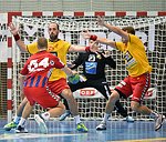 26.09.2015, Krems, Handball, Handball Liga Austria, HLA, GD, UHK Krems, WAT Margareten,<br>ZIURA Vytautas, SURAC Domagoj, SHEJBAL Mihal, NEUHOLD Christoph<br><br><br><br>Copyright DIENER / Zierlinger<br>Marktgasse 3-7 / 4 / 5 / 21<br>A-1090 Wien<br>Telefax +43 1 955 32 35<br>Mobil +43 676 629 98 51<br>BA-CA<br>Bank Nr. 12000<br>Account Nr. 00712 223 783<br>e-mail: agentur@diener.at<br>Datenbank: www.diener.at