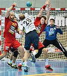 05.12.2015, Krems, Handball, Handball Liga Austria, HLA, GD, UHK Krems, HC Hard,<br>SURAC Domagoj, ZEINER Gerald, NEUHOLD Christoph, SHEJBAL Mihal<br><br>Copyright DIENER / Zierlinger Karl<br>Marktgasse 3-7 / 4 / 5 / 21<br>A-1090 Wien<br>Telefax +43 1 955 32 35<br>Mobil +43 676 629 98 51<br>BA-CA<br>Bank Nr. 12000<br>Account Nr. 00712 223 783<br>e-mail: agentur@diener.at<br>Datenbank: www.diener.at