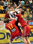 12.02.2016, Krems, Handball, Handball Liga Austria, HLA, OPO, UHK Krems, HC Hard,<br>SCHOPF Tobias, ZIVKOVIC Boris, FEICHTINGER Sebastian<br><br><br><br>Copyright DIENER / Zierlinger Karl<br>Marktgasse 3-7 / 4 / 5 / 21<br>A-1090 Wien<br>Telefax +43 1 955 32 35<br>Mobil +43 676 629 98 51<br>BA-CA<br>Bank Nr. 12000<br>Account Nr. 00712 223 783<br>e-mail: agentur@diener.at<br>Datenbank: www.diener.at