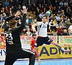 12.02.2016, Krems, Handball, Handball Liga Austria, HLA, OPO, UHK Krems, HC Hard,<br>SHEJBAL Mihal, SCHOPF Tobias, ZIVKOVIC Boris<br><br><br><br>Copyright DIENER / Zierlinger Karl<br>Marktgasse 3-7 / 4 / 5 / 21<br>A-1090 Wien<br>Telefax +43 1 955 32 35<br>Mobil +43 676 629 98 51<br>BA-CA<br>Bank Nr. 12000<br>Account Nr. 00712 223 783<br>e-mail: agentur@diener.at<br>Datenbank: www.diener.at