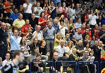 0056_Fans